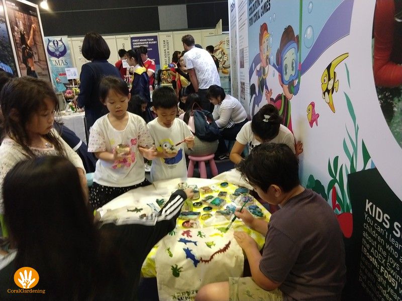 So many children with a personal cotton bag.