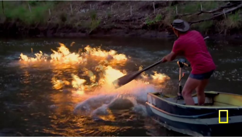 Geen brandend zand, maar brandend water door chemische vervuiling.