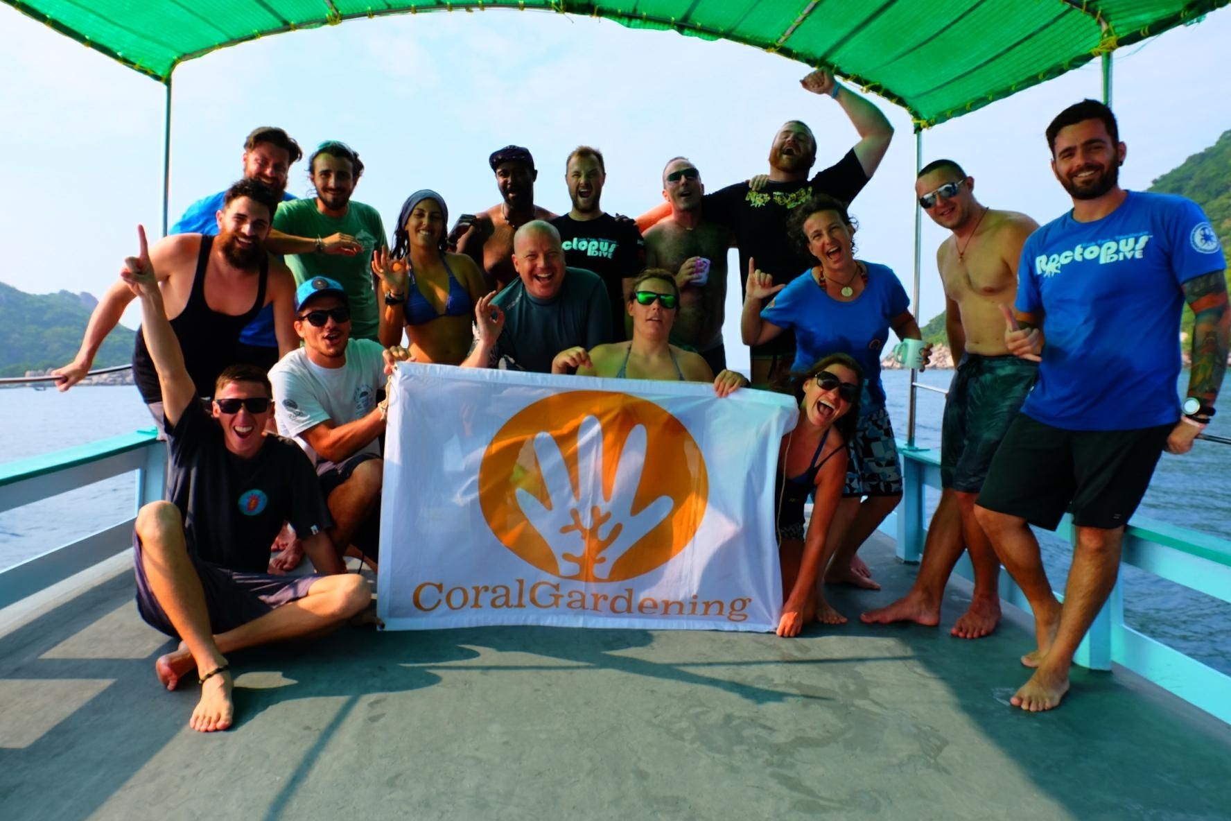 CoralGardening volunteer team building the artificial reef on EcoDay March 2018