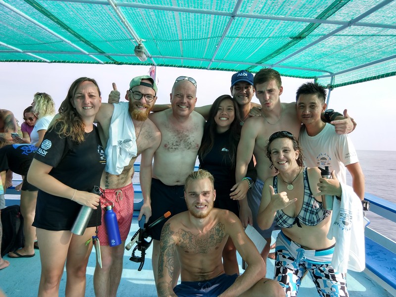 Our international IDC group, vlnr: Stine, Tom, Frank, Luke, Sean, Casey, Banson. And in the front George en Vera.