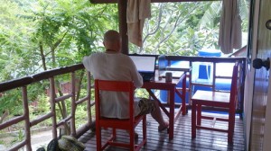 Werken in onze eigen office/bungalow.